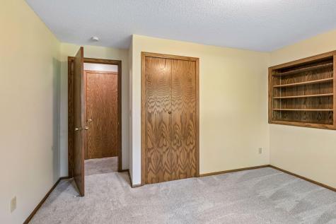 9407 Jasmine Avenue S Cottage Grove MN 55016
