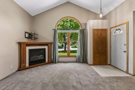 9407 Jasmine Avenue S Cottage Grove MN 55016