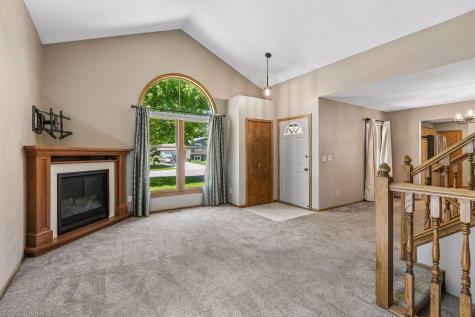 9407 Jasmine Avenue S Cottage Grove MN 55016