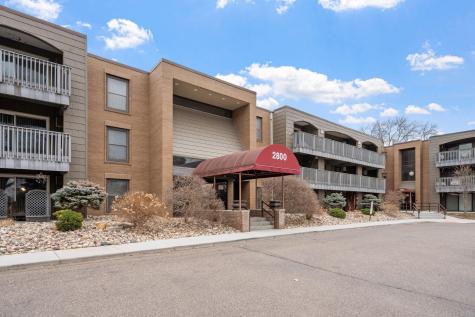 2800 Hamline Avenue N Roseville MN 55113