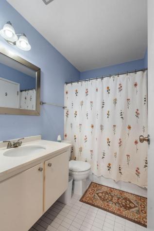 2800 Hamline Avenue N Roseville MN 55113