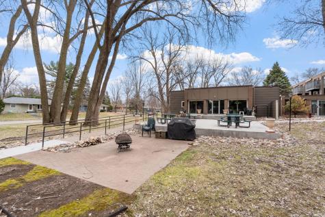 2800 Hamline Avenue N Roseville MN 55113