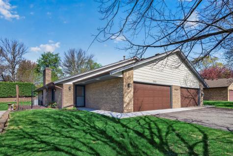 2810 Robinwood Way Woodbury MN 55125