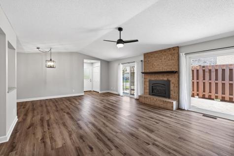 2810 Robinwood Way Woodbury MN 55125