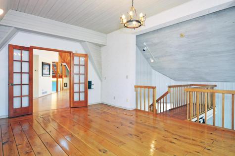 9588 County Road 5 NE North Branch MN 55056