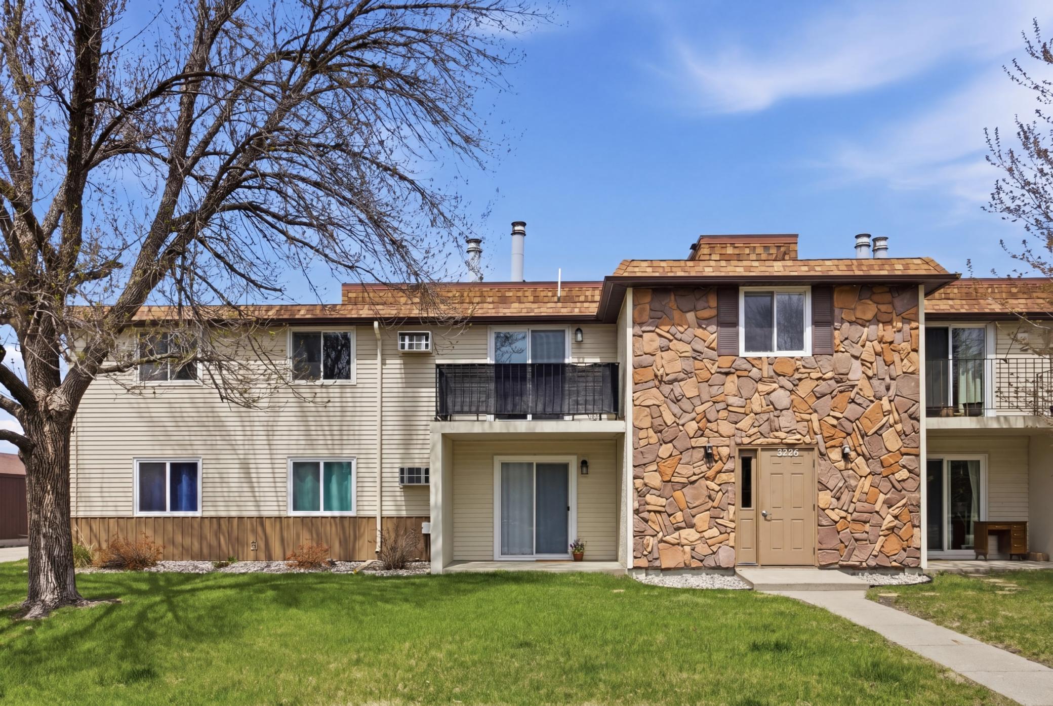 3255 16th Avenue S Fargo ND 58103