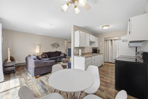 3255 16th Avenue S Fargo ND 58103