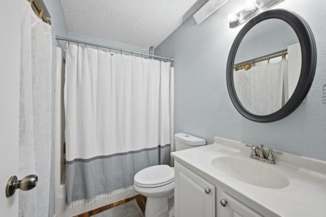 3255 16th Avenue S Fargo ND 58103