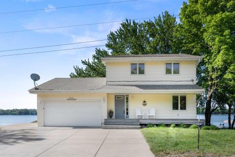 6825 N Shore Drive Greenfield MN 55373