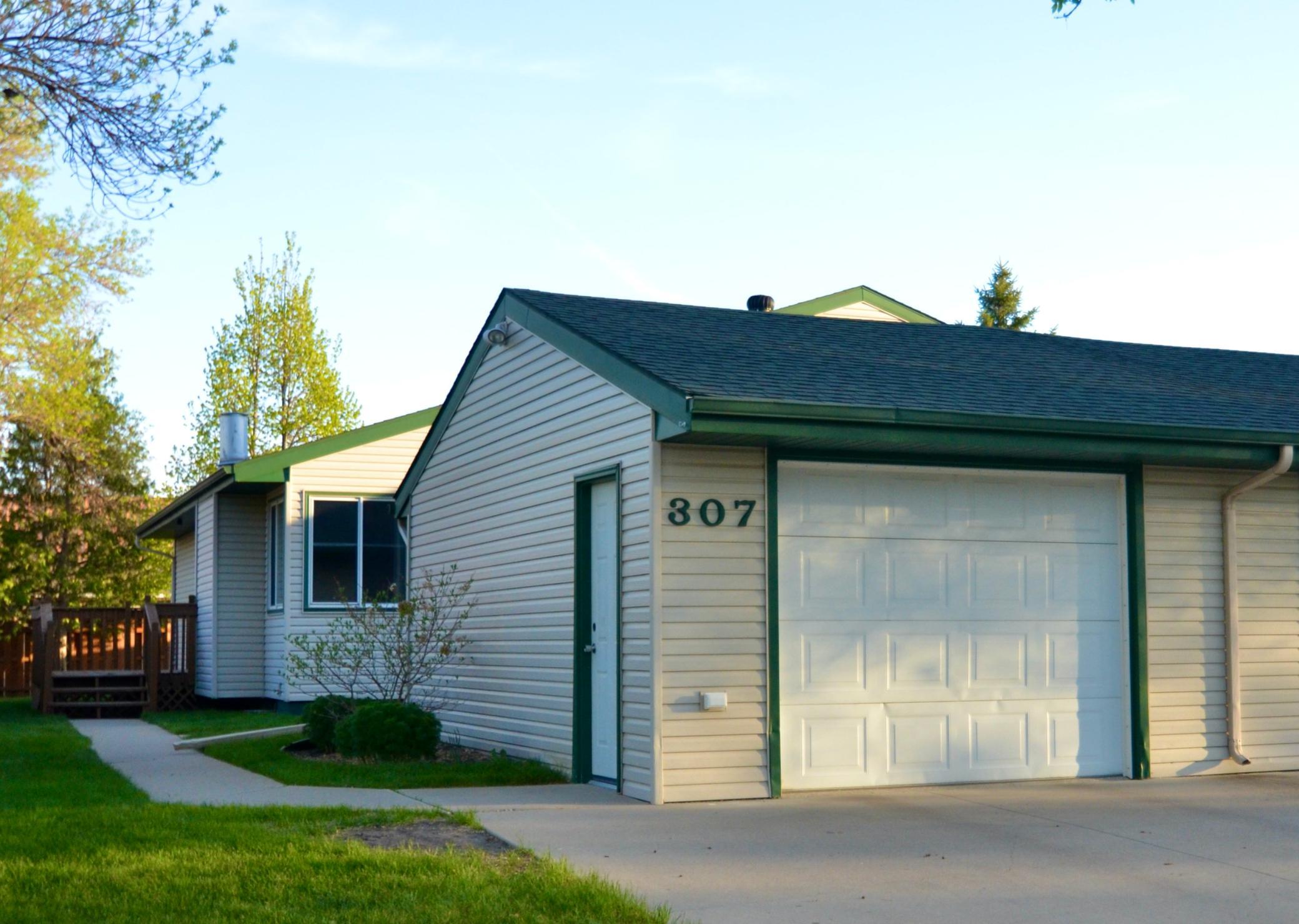 307 12th Avenue E West Fargo ND 58078