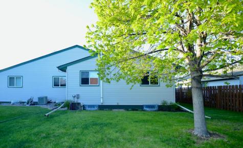 307 12th Avenue E West Fargo ND 58078