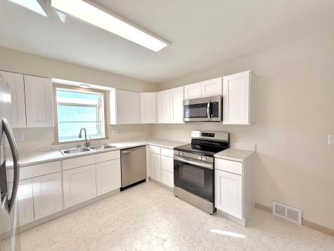 1819 6th Street S Moorhead MN 56560