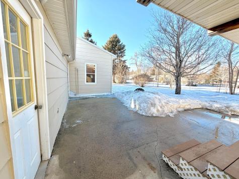 1819 6th Street S Moorhead MN 56560