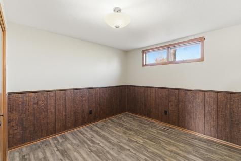 34782 Knollcrest Waseca MN 56093