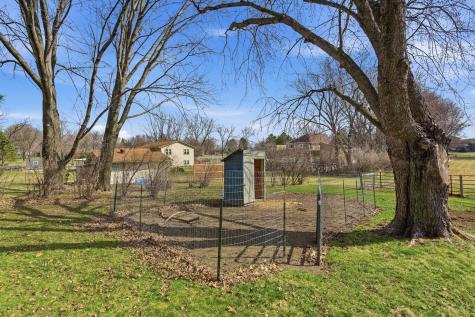 34782 Knollcrest Waseca MN 56093