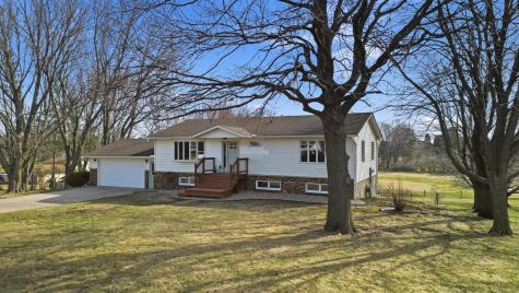 34782 Knollcrest Waseca MN 56093