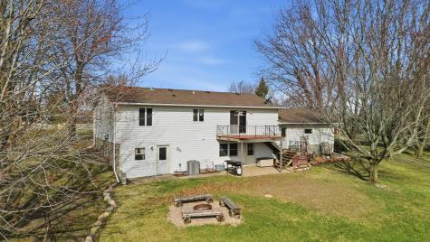 34782 Knollcrest Waseca MN 56093