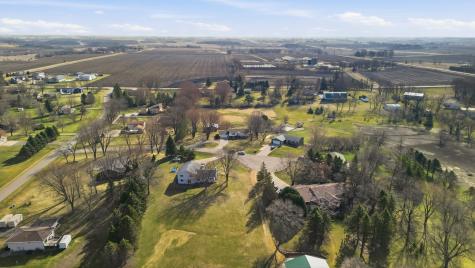 34782 Knollcrest Waseca MN 56093