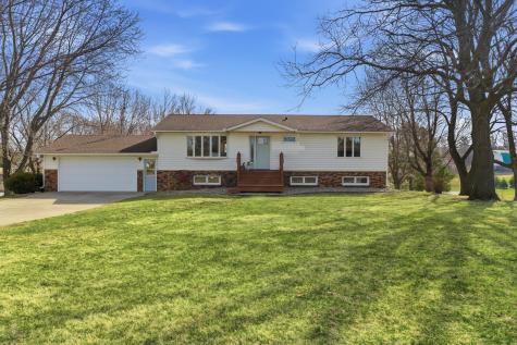 34782 Knollcrest Waseca MN 56093
