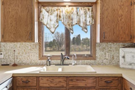 34782 Knollcrest Waseca MN 56093