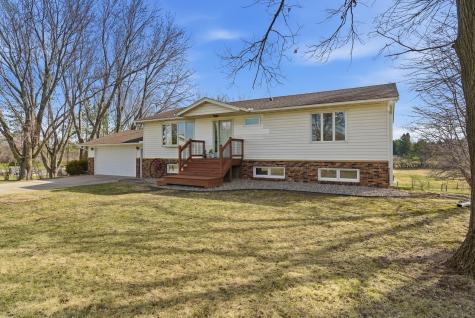 34782 Knollcrest Waseca MN 56093