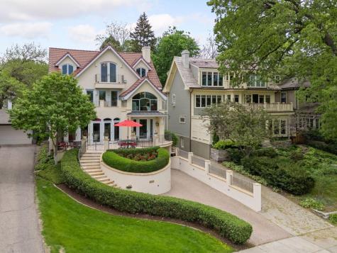 2683 E Lake Of The Isles Parkway Minneapolis MN 55408