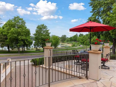2683 E Lake Of The Isles Parkway Minneapolis MN 55408