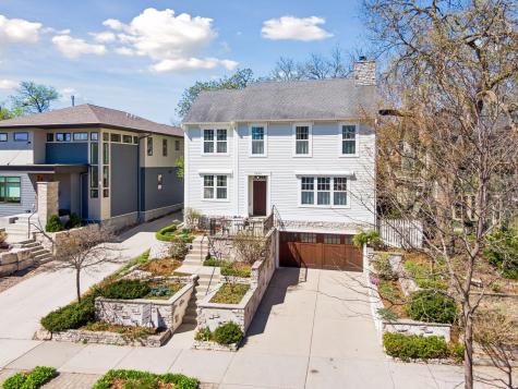 2858 James Avenue S Minneapolis MN 55408