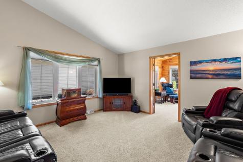 1038 Prairie View Drive SW Hutchinson MN 55350