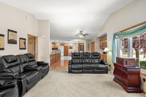 1038 Prairie View Drive SW Hutchinson MN 55350
