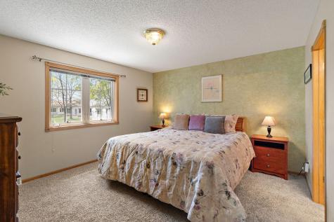 1038 Prairie View Drive SW Hutchinson MN 55350