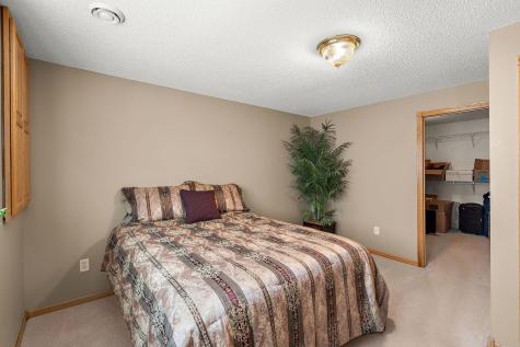 1038 Prairie View Drive SW Hutchinson MN 55350