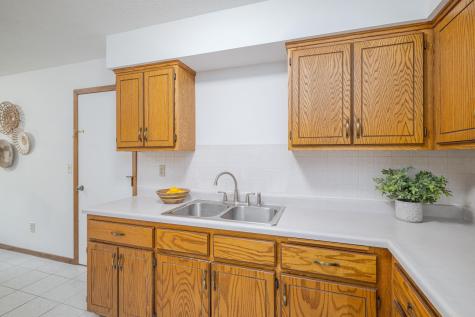 79 6 1/2 Street NW Elk River MN 55330