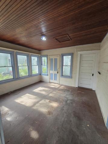 609 2nd Avenue SW Cambridge MN 55008