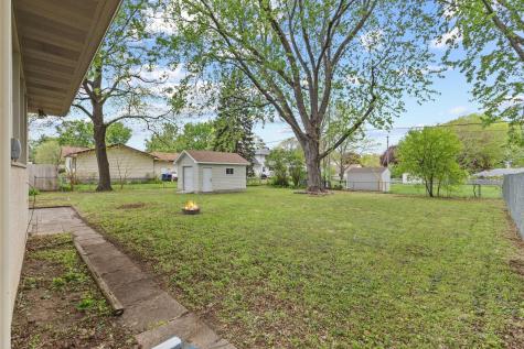 2085 Hamline Avenue N Roseville MN 55113