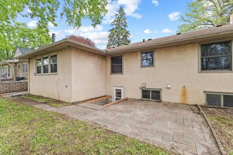 2085 Hamline Avenue N Roseville MN 55113