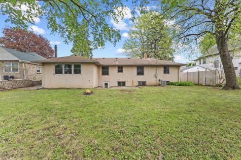 2085 Hamline Avenue N Roseville MN 55113