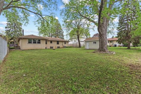 2085 Hamline Avenue N Roseville MN 55113