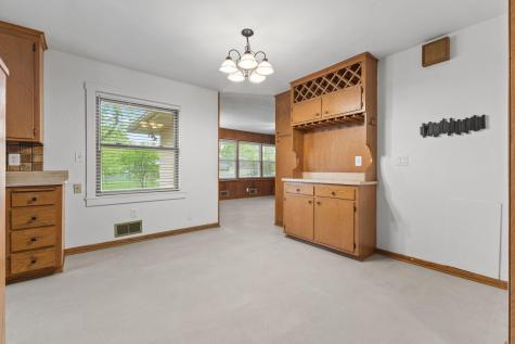 2085 Hamline Avenue N Roseville MN 55113