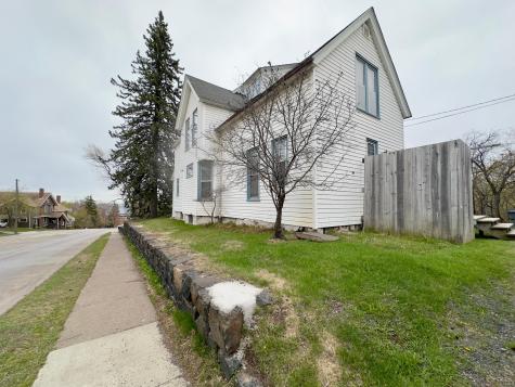 27 S 21st Avenue E Duluth MN 55812