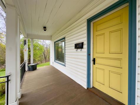 27 S 21st Avenue E Duluth MN 55812