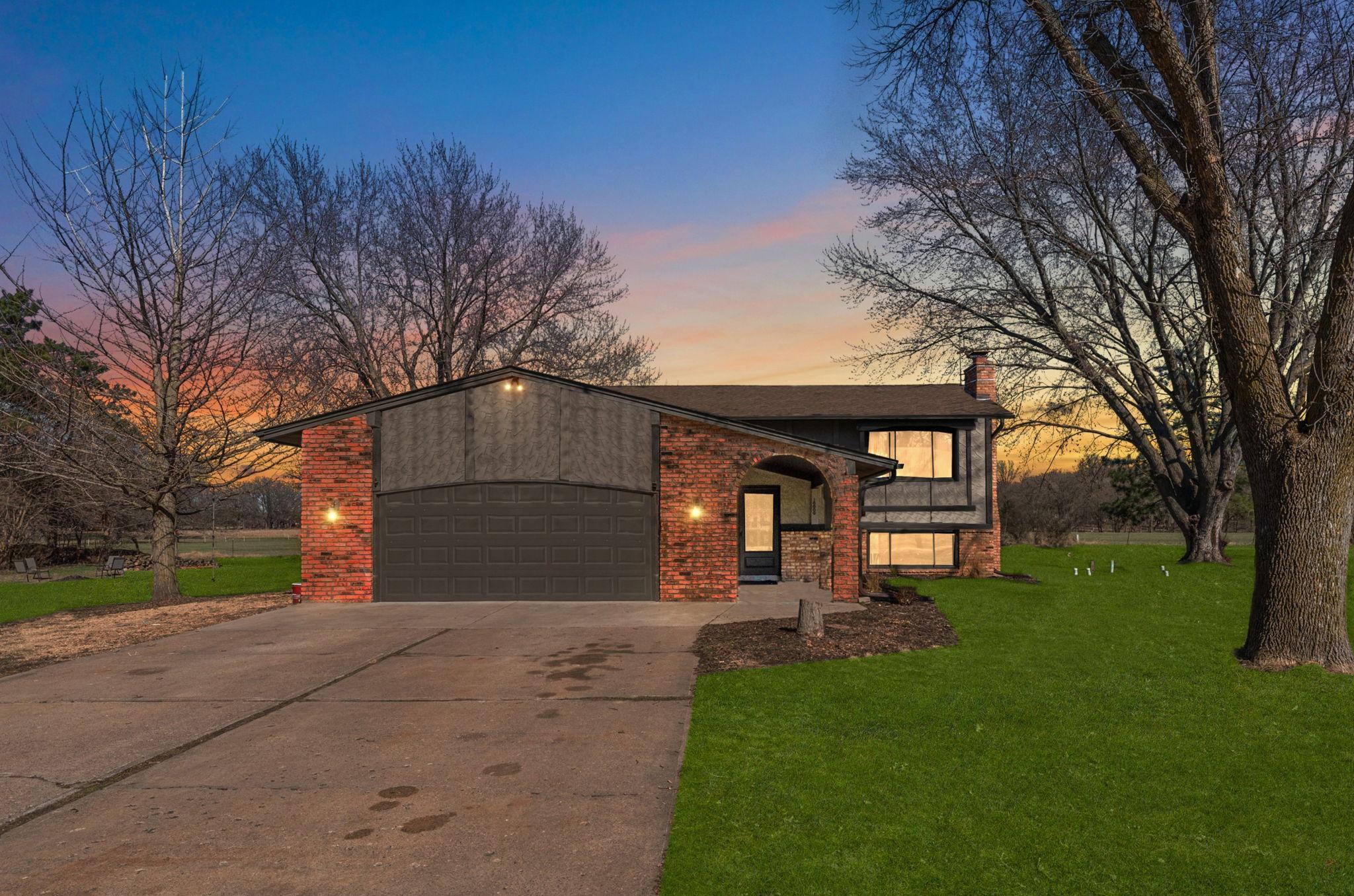 16609 Yakima Street NW Andover MN 55304