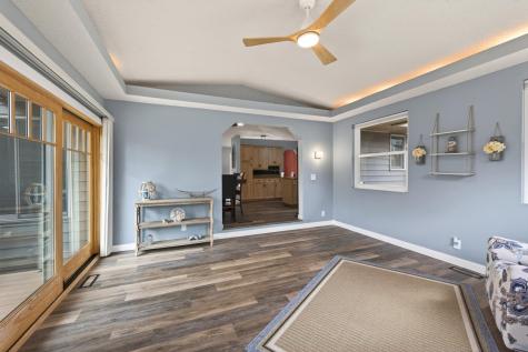 1244 Granada Circle N Oakdale MN 55128