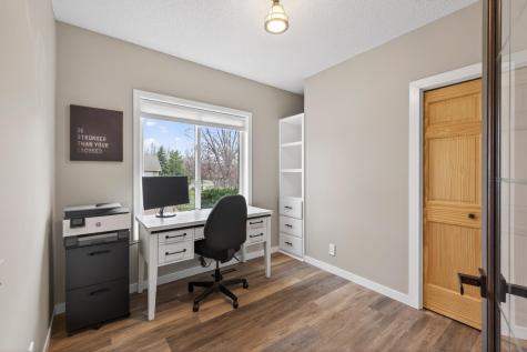 1244 Granada Circle N Oakdale MN 55128