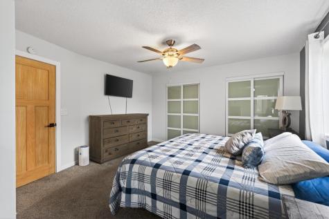1244 Granada Circle N Oakdale MN 55128