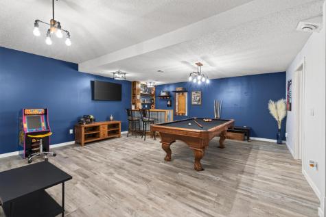 1244 Granada Circle N Oakdale MN 55128
