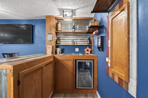 1244 Granada Circle N Oakdale MN 55128
