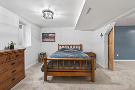 1244 Granada Circle N Oakdale MN 55128