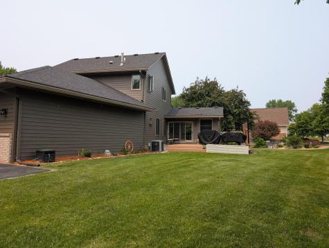 1244 Granada Circle N Oakdale MN 55128