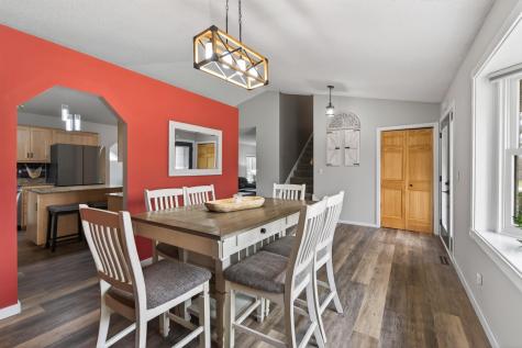 1244 Granada Circle N Oakdale MN 55128